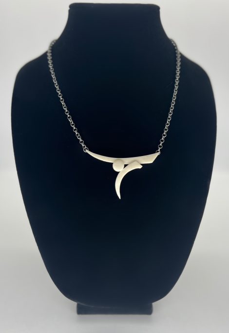 Sculpture necklace